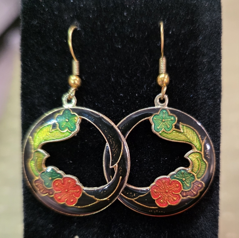Vintage Gold-tone Cloisonné Enamel Round Dangle Earrings